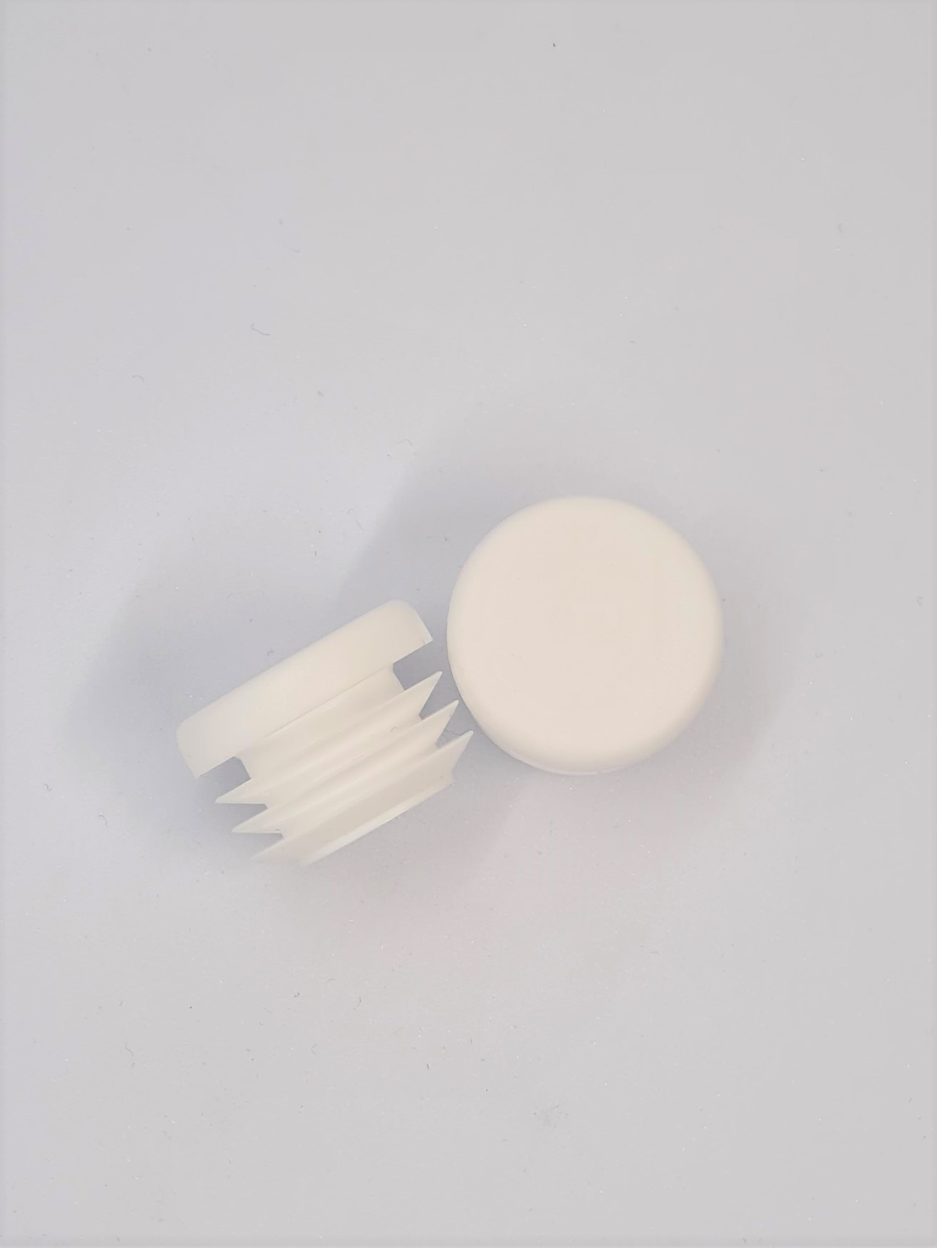 ENDEPLUGG 2STK HVIT
