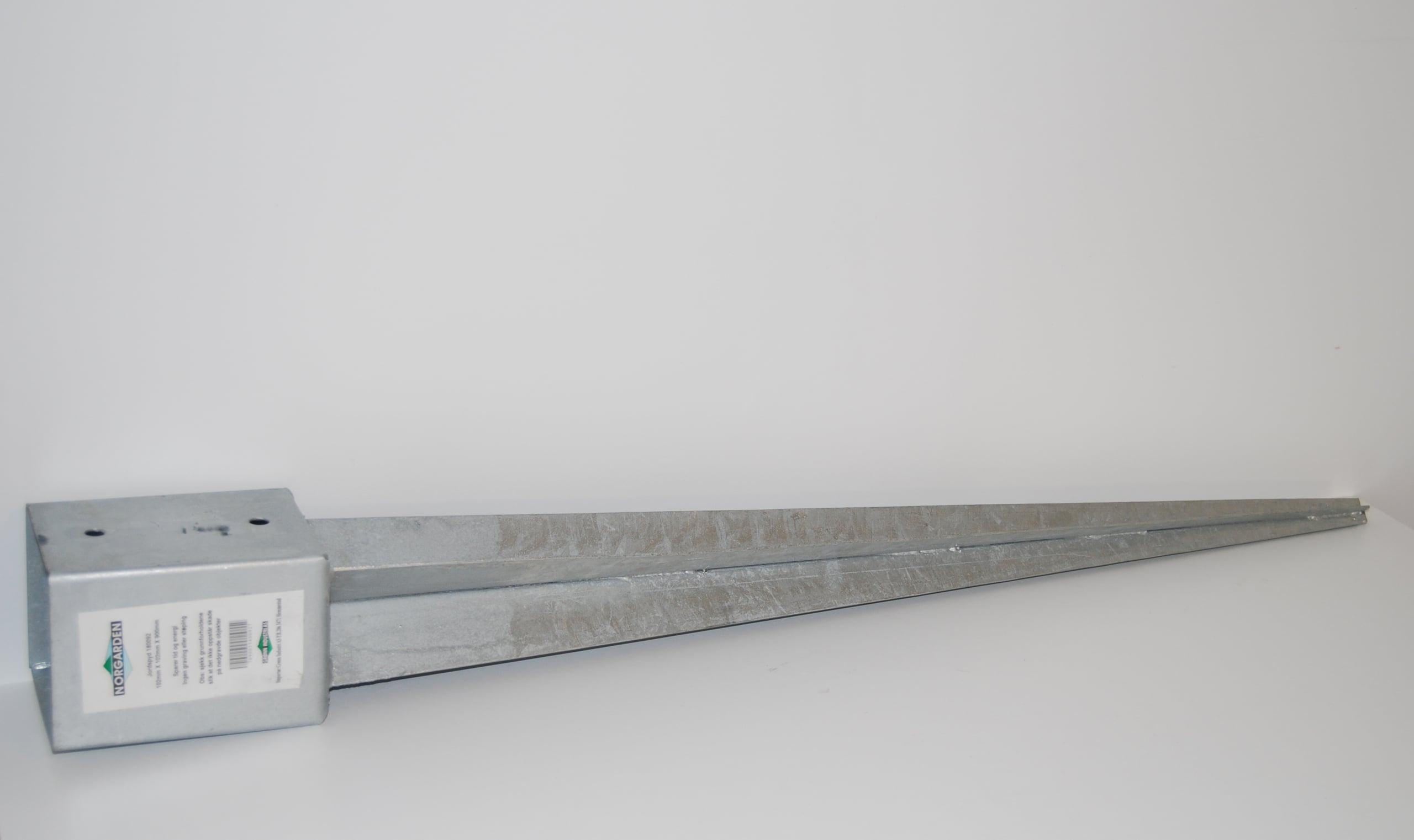 JORDSPYD 4"X4" GALVANISERT L900MM